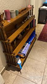 scaffali in legno