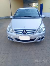 Mercedes-benz B 180 - APERTI AD AGOSTO