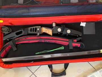 Attrezzatura completa tiro con arco nudo