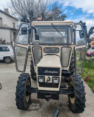 trattore lamborghini 235