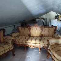 Divano e due poltrone vintage