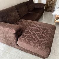 Divano - Grande e comodo