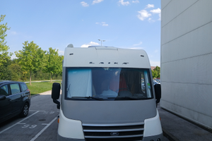 Motorhome laika h720 pronto a partire