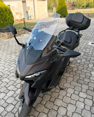 TMax 560 tech max anno 2025