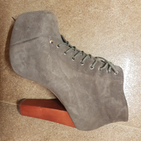 Jefrey Campbell stivale con tacco