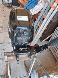 pattino da pesca con motore 