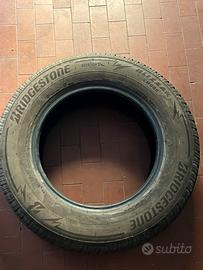 Pneumatici invernali Bridgestone (4 pezzi)