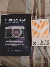 Fujifilm x-m5 libro+batterie e caricabatterie nuov