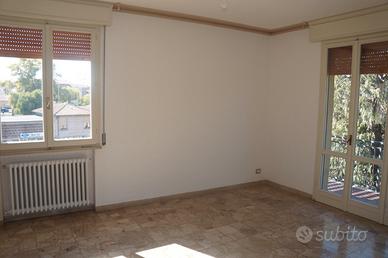 Ampio appartamento a Mirandola