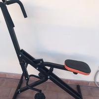 Attrezzo per addominali