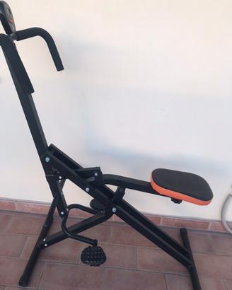 Attrezzo per addominali
