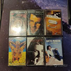 Lotto nastri cassette originali artisti vari