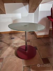 Tavolino in vetro