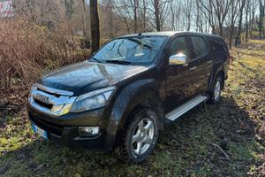Pick up Isuzu D-max 2.5 automarico hard top gancio