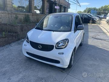 SMART - Fortwo - 1000 52 kW coupé passion