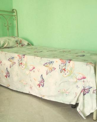 STRUTTURA LETTO E LAMPADARIO IN FERRO BATTUTO