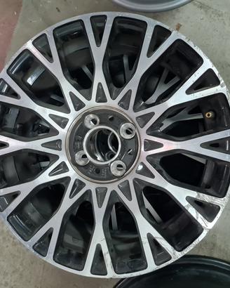 1 Cerchi da 16' in Lega - Fiat - 500 51902574 - 51