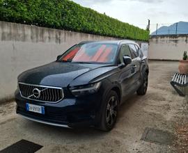 Volvo xc40 (2017-->) - 2021