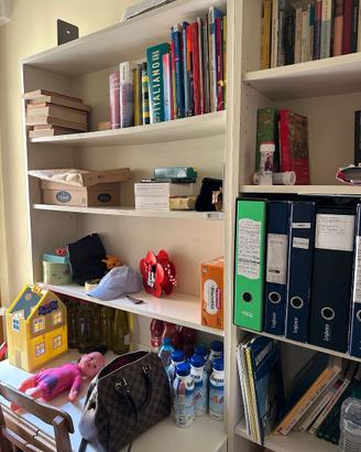 Scrivania e librerie da cameretta
