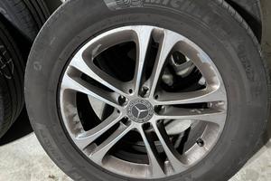 4 Gomme + 4 cerchi in Lega 17” Originali Mercedes