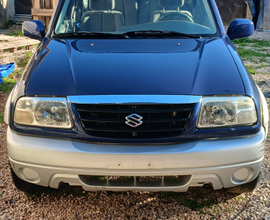 Suzuki Gran Vitara 2.5 V6