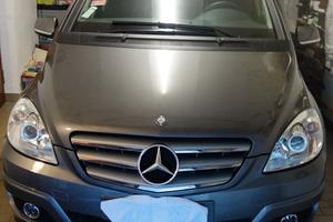 Mercedes classe B, benzina, cambio automatico