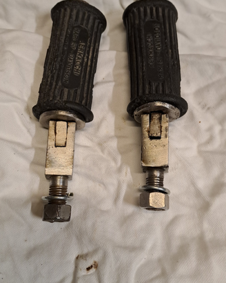 Pedane posteriori Aermacchi Harley Davidson Ala