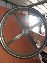 ruota bici carbonio 