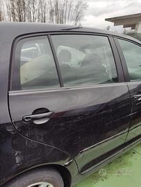 Porta post dx VOLKSWAGEN GOLF 5 PLUS 2006