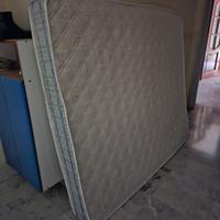 materasso matrimoniale  