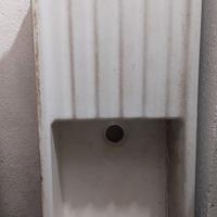 Lavabo in ceramica