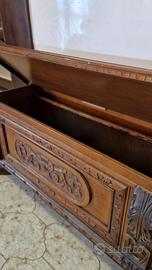 Cassapanca in legno