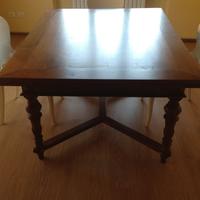 Tavolo in noce del 700