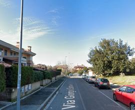 Eur serafico monolocale con posto auto