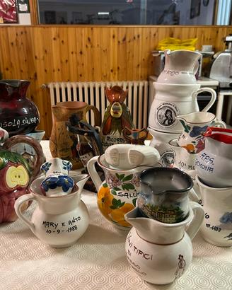 Lotto brocche e ceramiche souvenir vintage