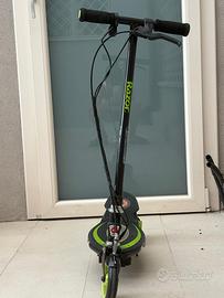 Monopattino elettrico razor