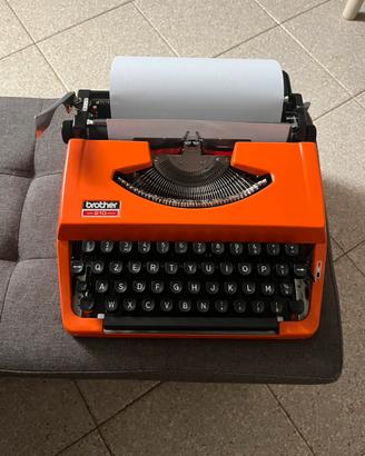 Macchina da scrivere anni ‘ 70 Brother 210