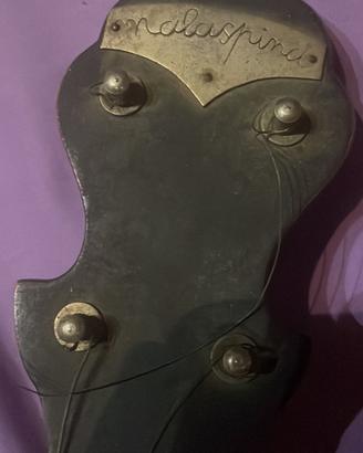Antico mandolino con targhetta  malaspina  160€
