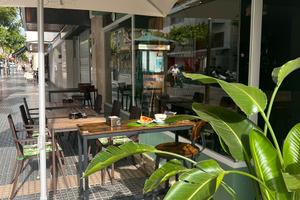 Si trapassa bar caffetteria a Ibiza città centro