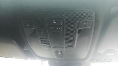 Plafoniera anteriore INFINITI Q30 2017 1.5 diesel 