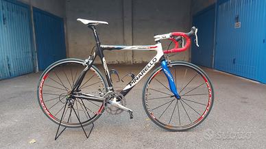 Bici da corsa Pinarello Paris