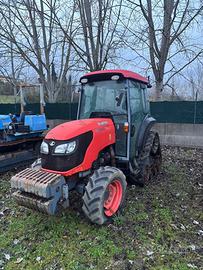 Kubota M8540