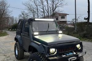 Suzuki Samurai