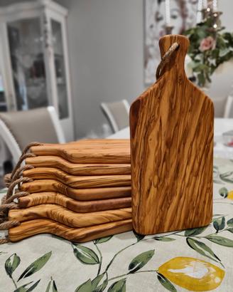 TAGLIERI IN LEGNO DI ULIVO, ANCHE CON RESINA
