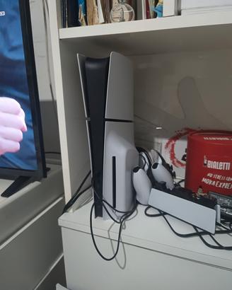 mo ps5 con due controller originali piu giochi