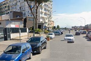 N. 2 Locali Commerciali zona centralissima