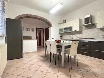 CASA SEMINDIPENDENTE A MOLINELLA