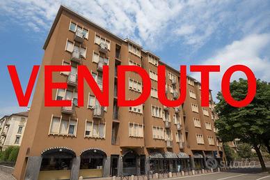 Appartamento di 155 m² con 4 locali a Lecco