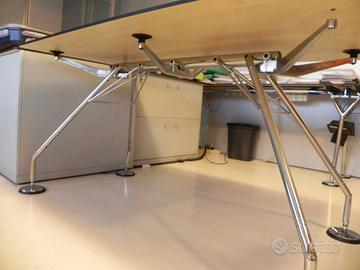 Tavolo Nomos by Normam Foster