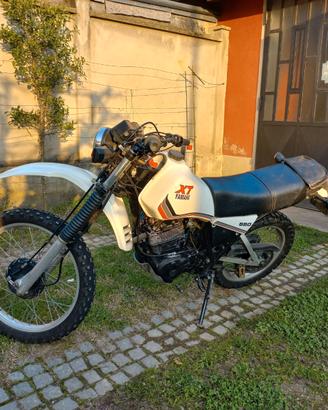 Yamaha XT 550
